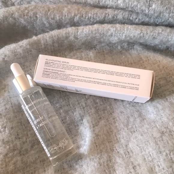 StudioMakeup Hyaluronic Acid Rejuvenating Serum - Picture 2 of 2